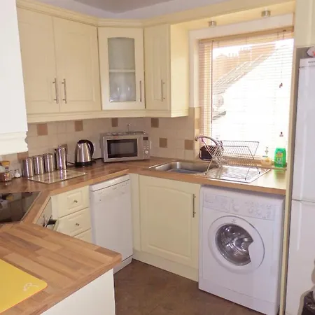 Excellent Location - City Centre - Parking - 4 Beds -2 Bedrooms Belfast Esterno foto