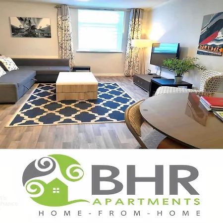 Excellent Location - City Centre - Parking - 4 Beds -2 Bedrooms Belfast Esterno foto