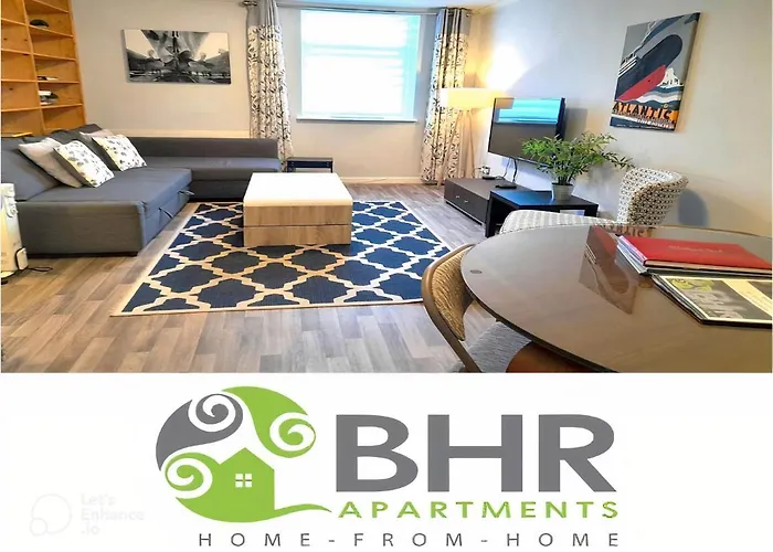 Excellent Location - City Centre - Parking - 4 Beds -2 Bedrooms